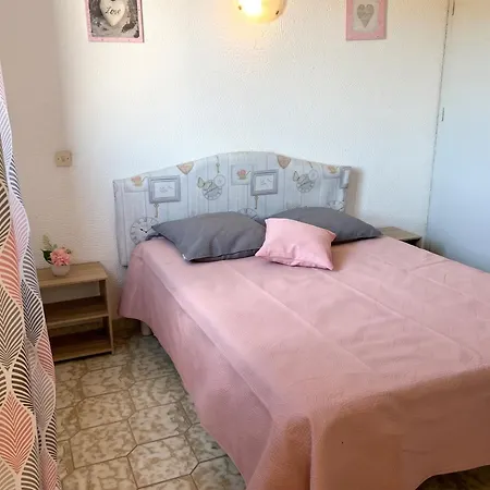 Avec Balcon à Marignana, 30 M², 4 Pers. *